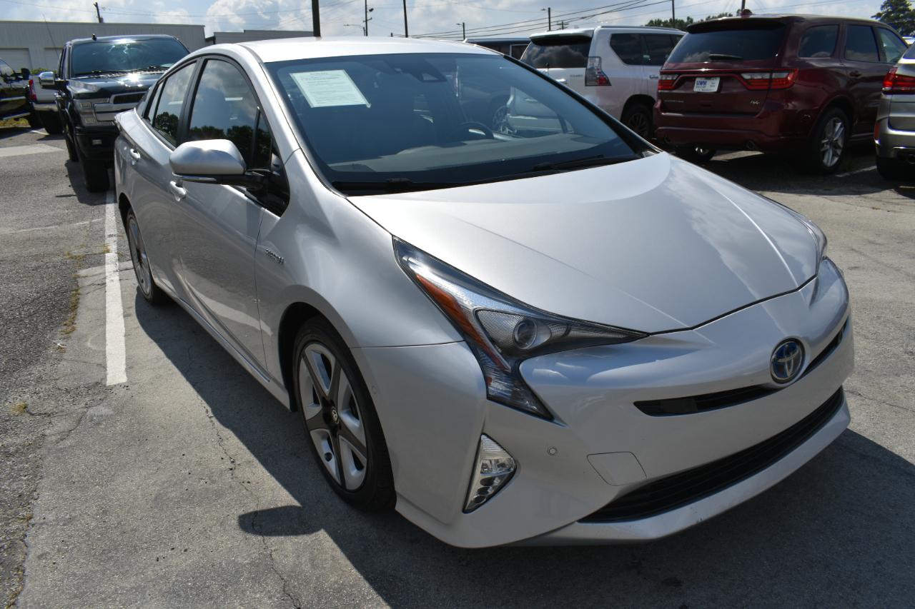 Toyota Prius Two Eco 2016