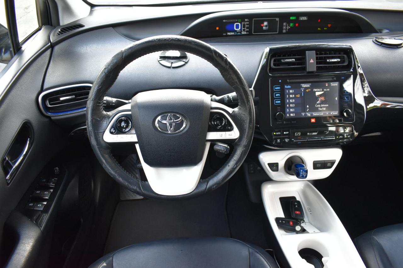 Toyota Prius Two Eco 2016