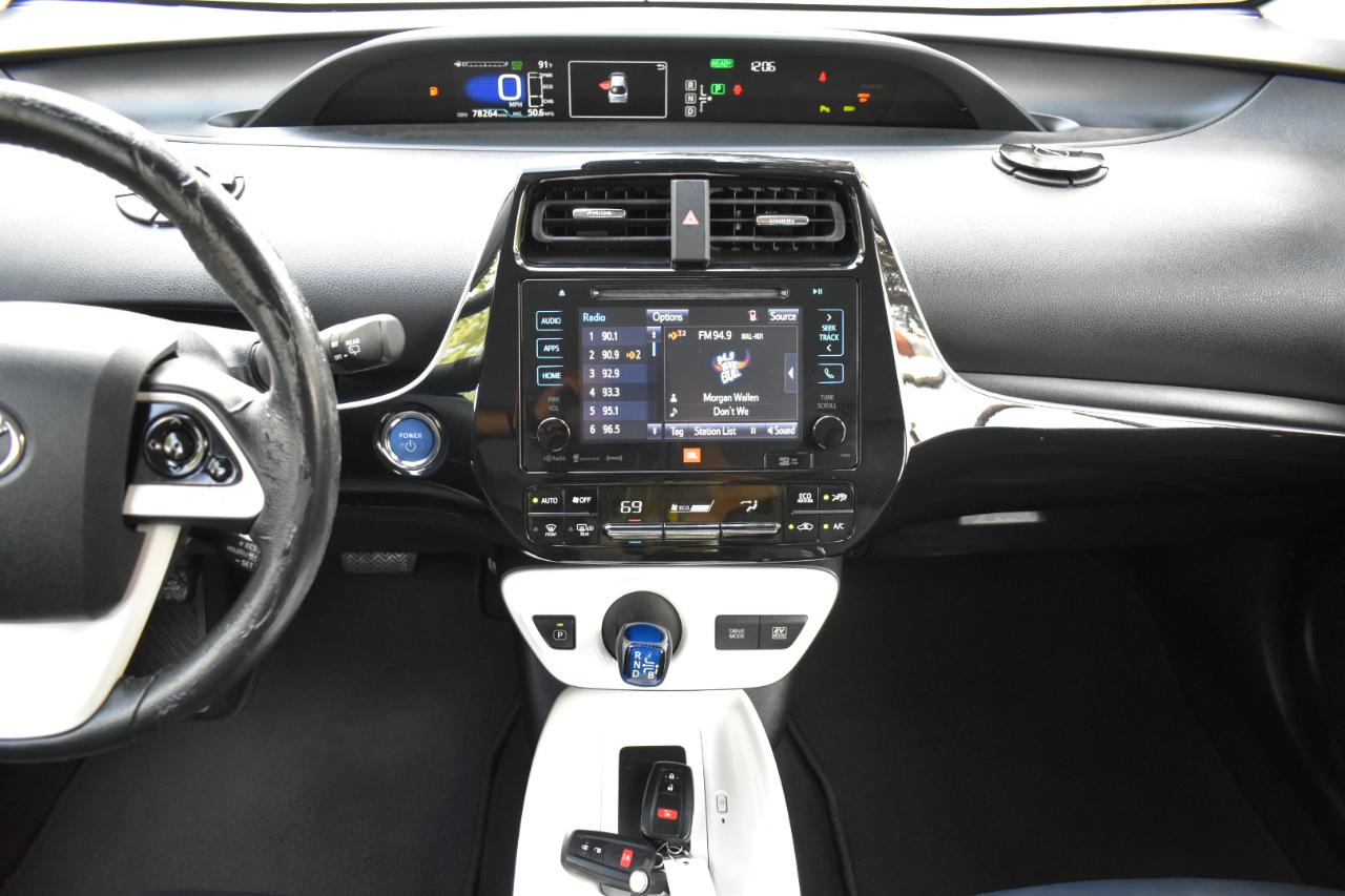 Toyota Prius Two Eco 2016