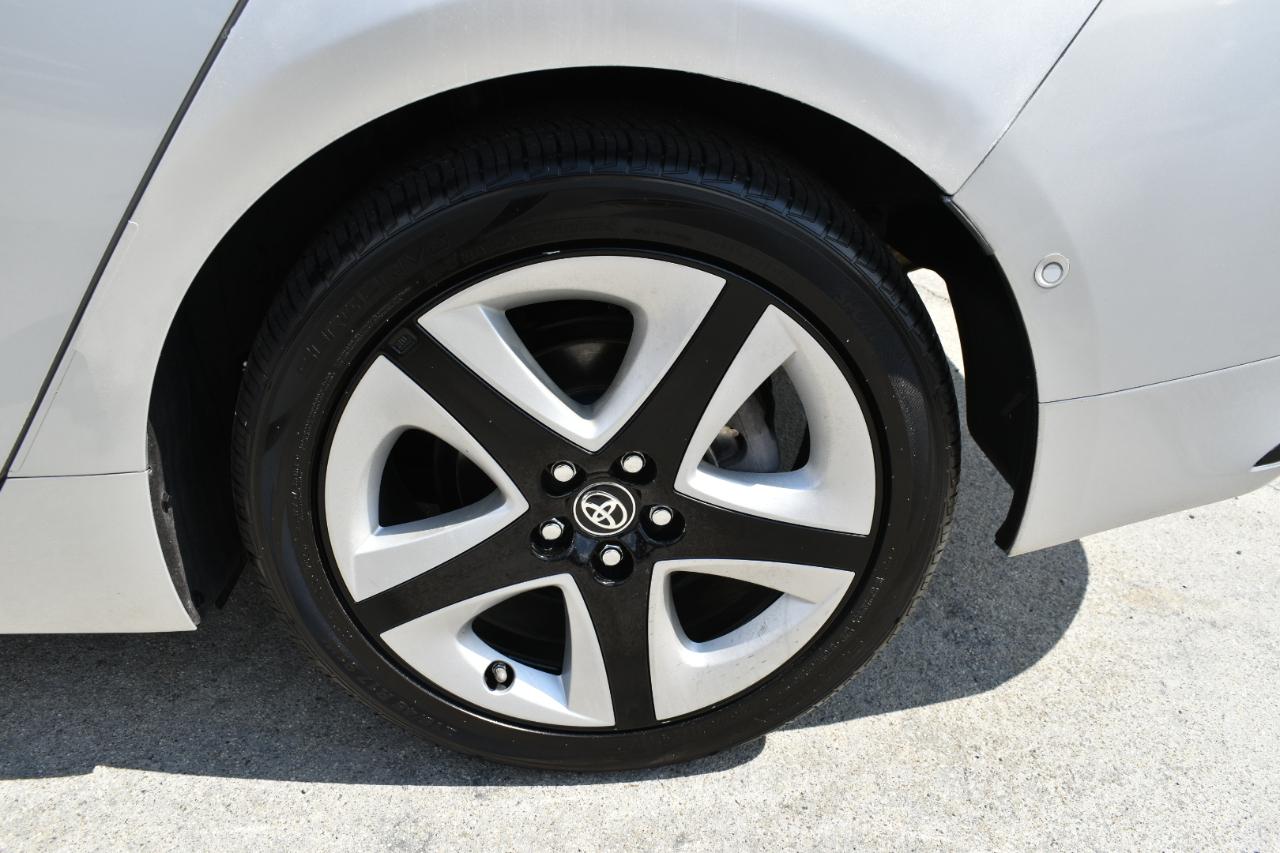 Toyota Prius Two Eco 2016