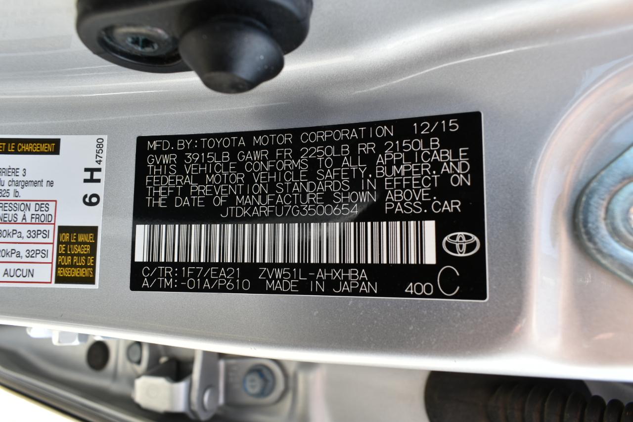 Toyota Prius Two Eco 2016