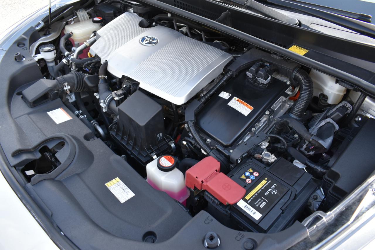Toyota Prius Two Eco 2016