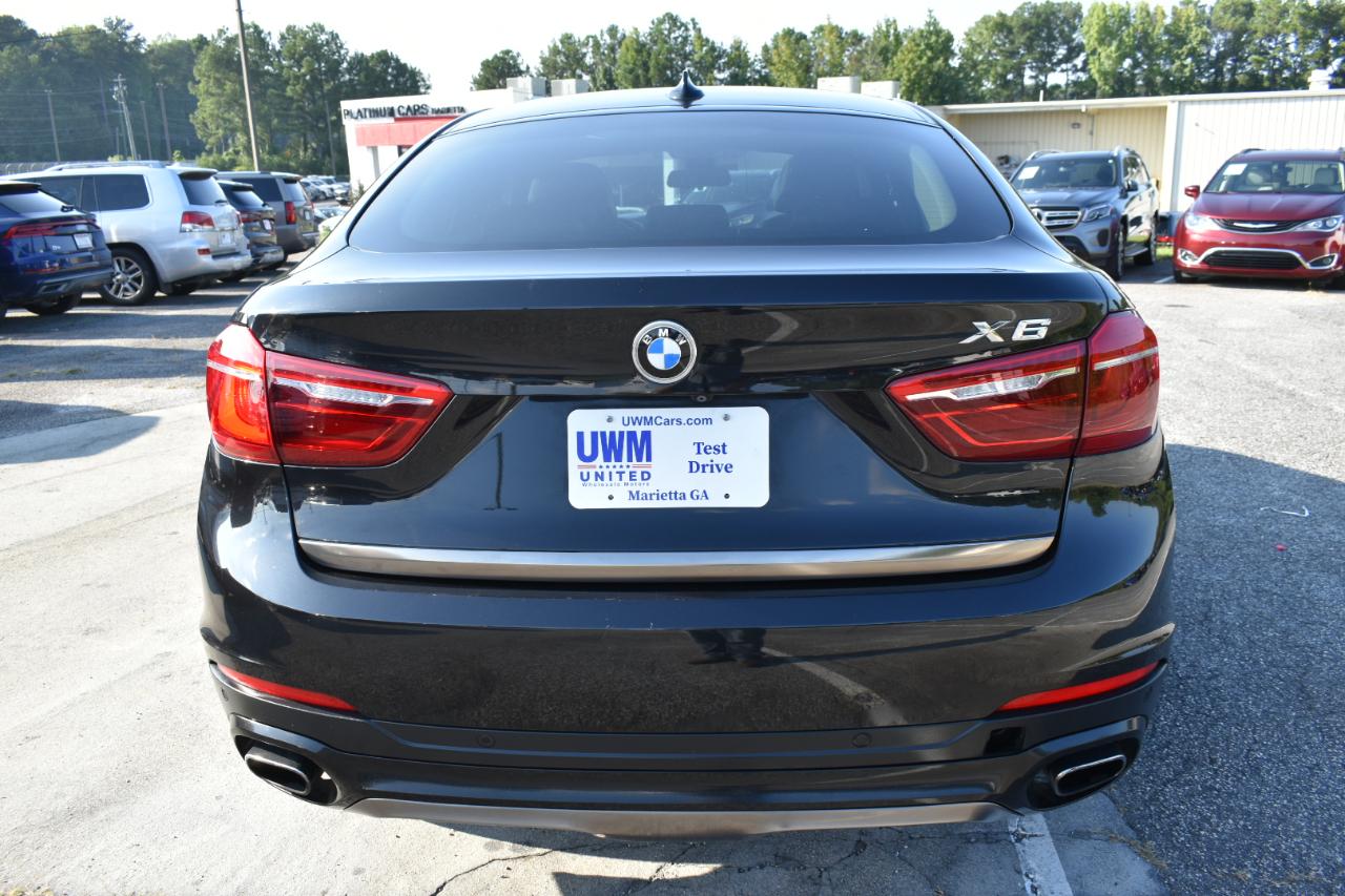 BMW X6 xDrive50i 2016