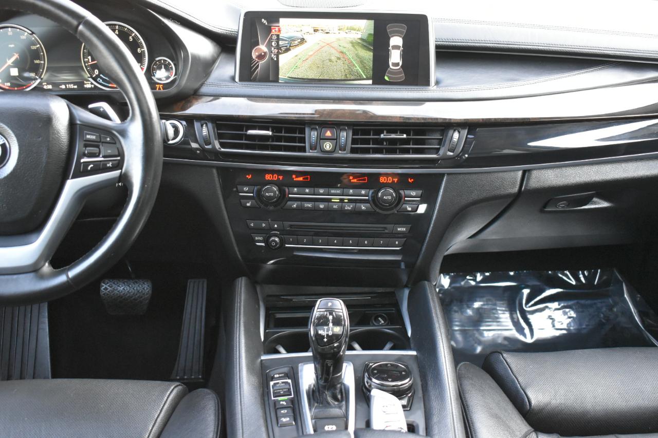 BMW X6 xDrive50i 2016