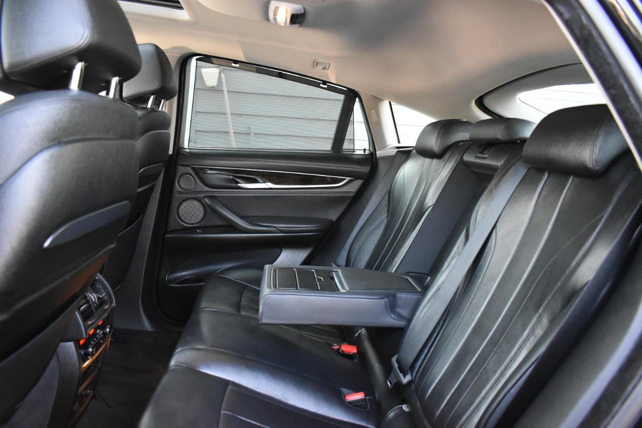 BMW X6 xDrive50i 2016