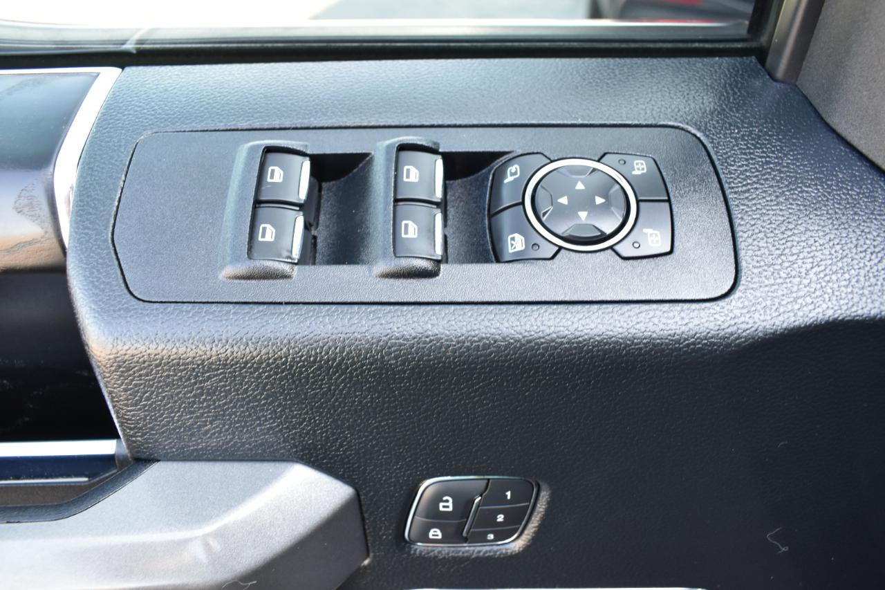 Ford F-150 Platinum SuperCrew 4WD 2018