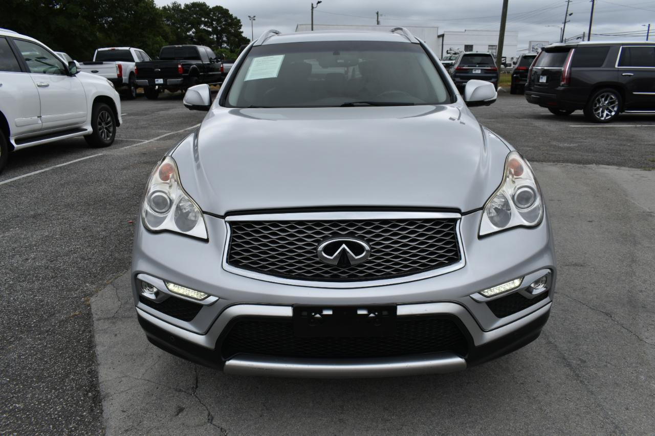 Infiniti QX50 Base RWD 2017