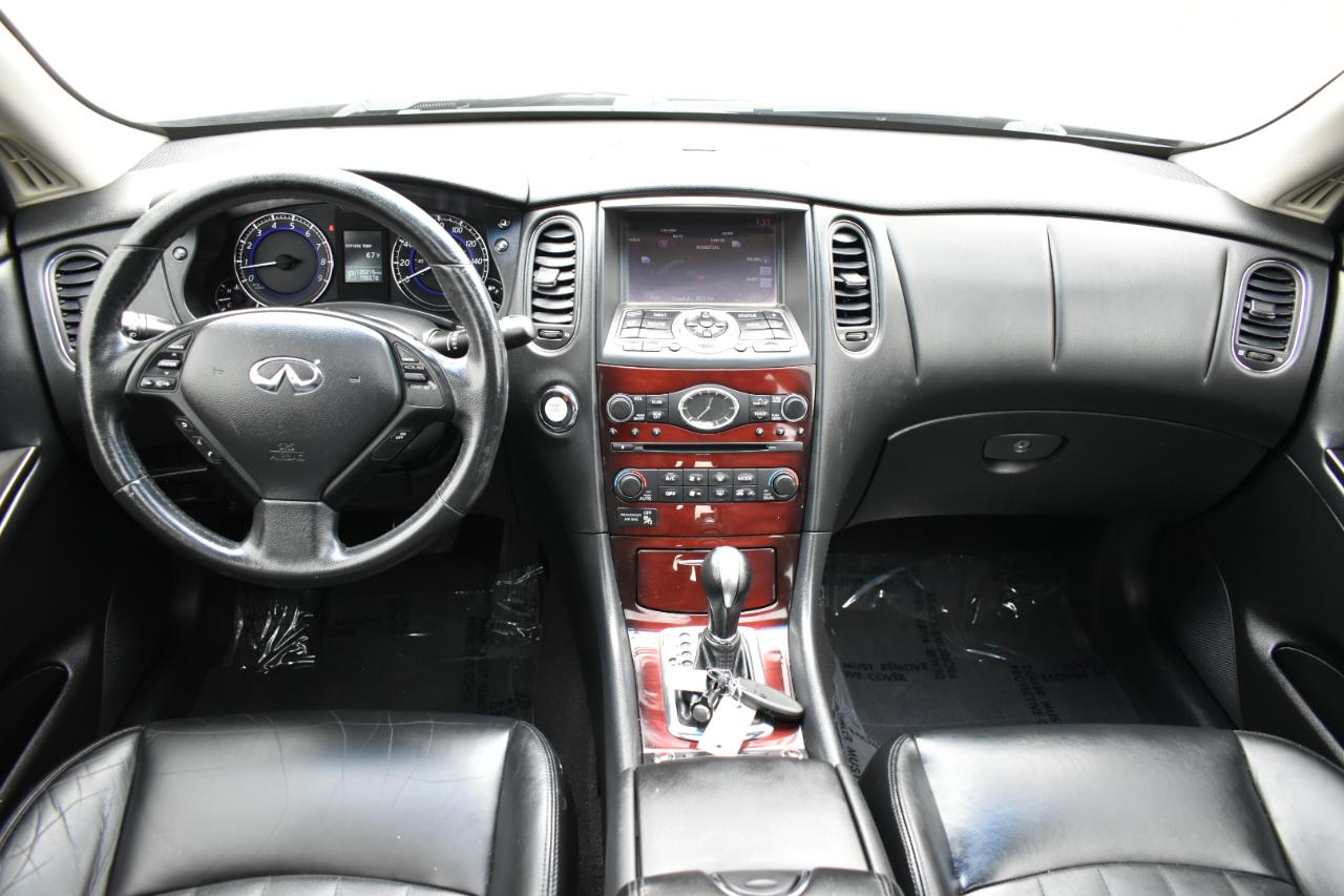 Infiniti QX50 Base RWD 2017