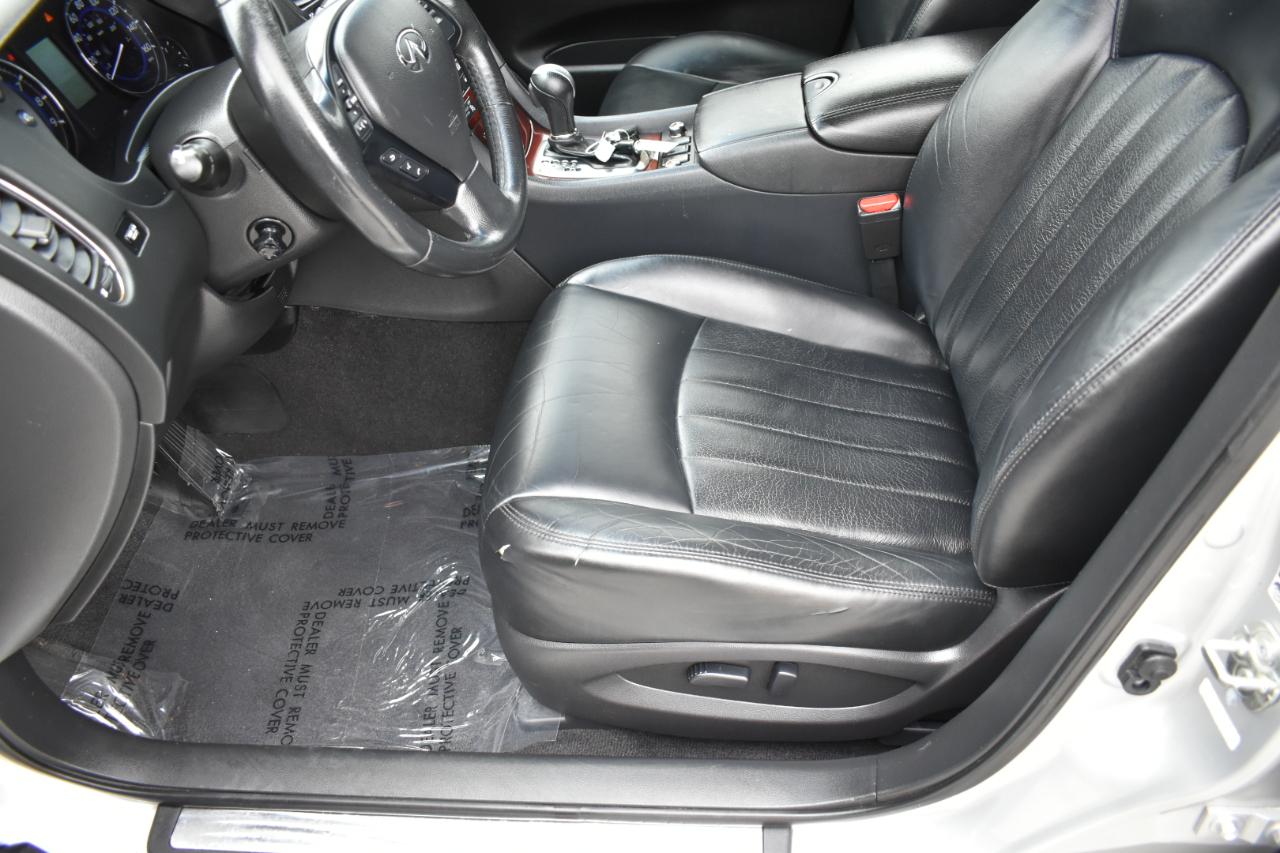 Infiniti QX50 Base RWD 2017