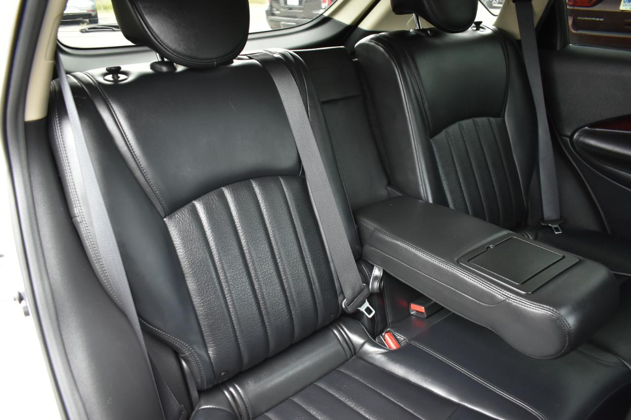Infiniti QX50 Base RWD 2017