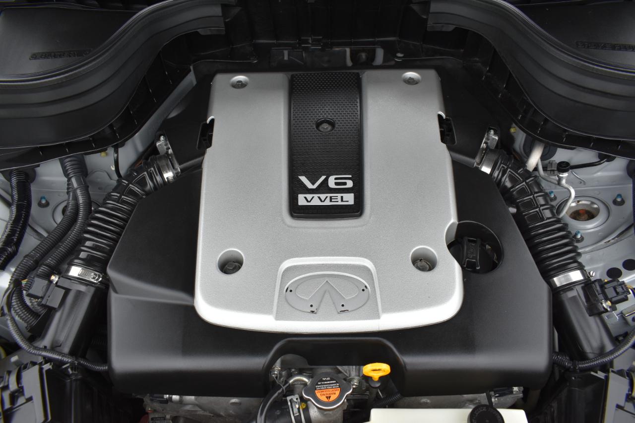 Infiniti QX50 Base RWD 2017