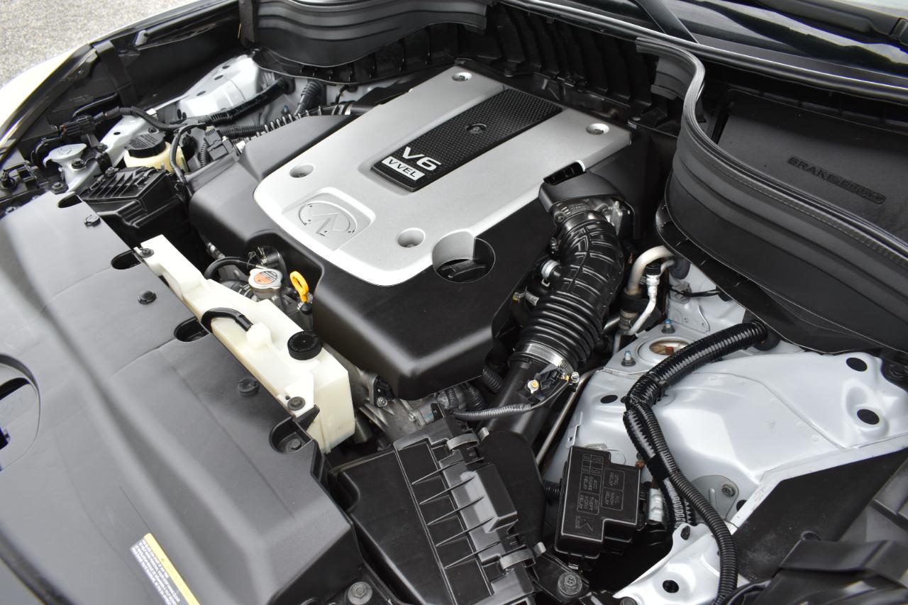 Infiniti QX50 Base RWD 2017
