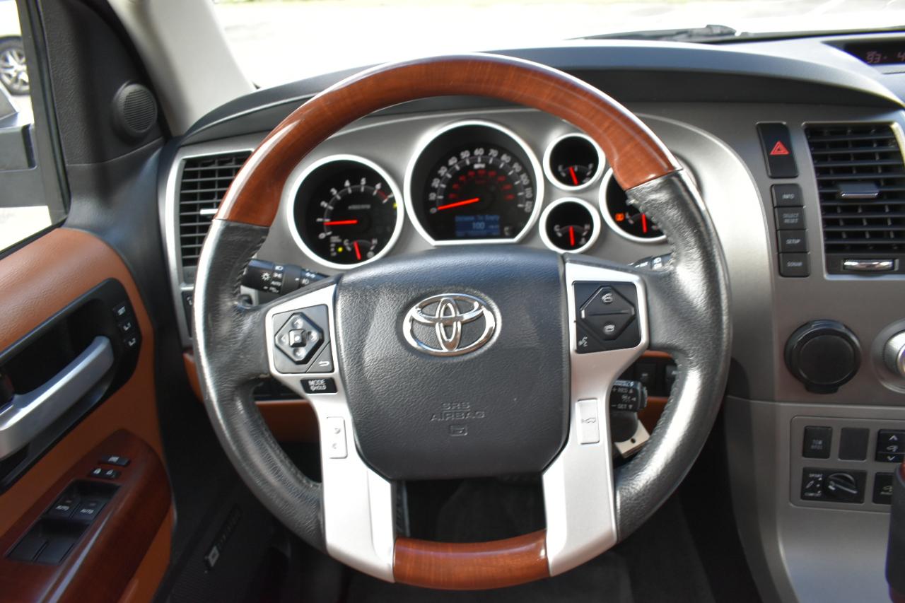 Toyota Sequoia Plantium 2WD 2017