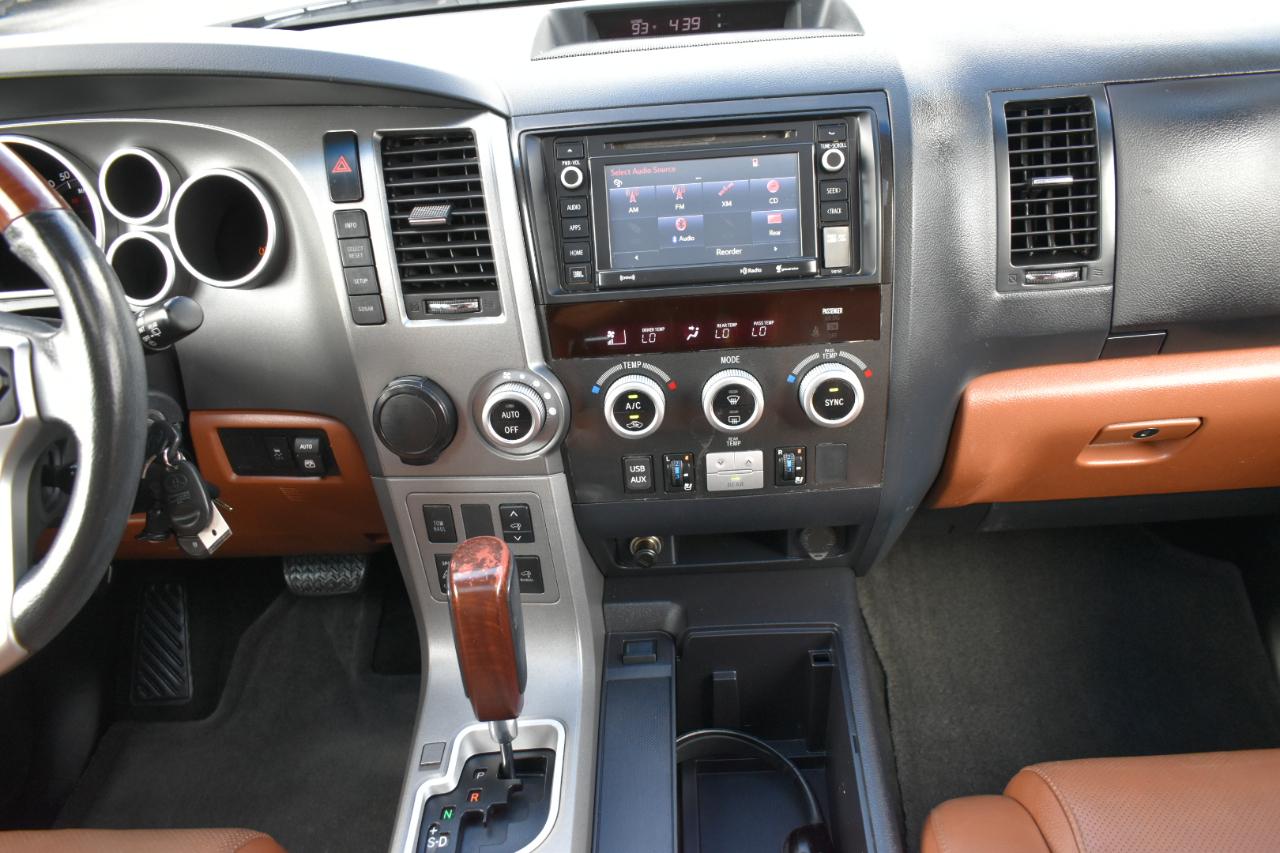 Toyota Sequoia Plantium 2WD 2017