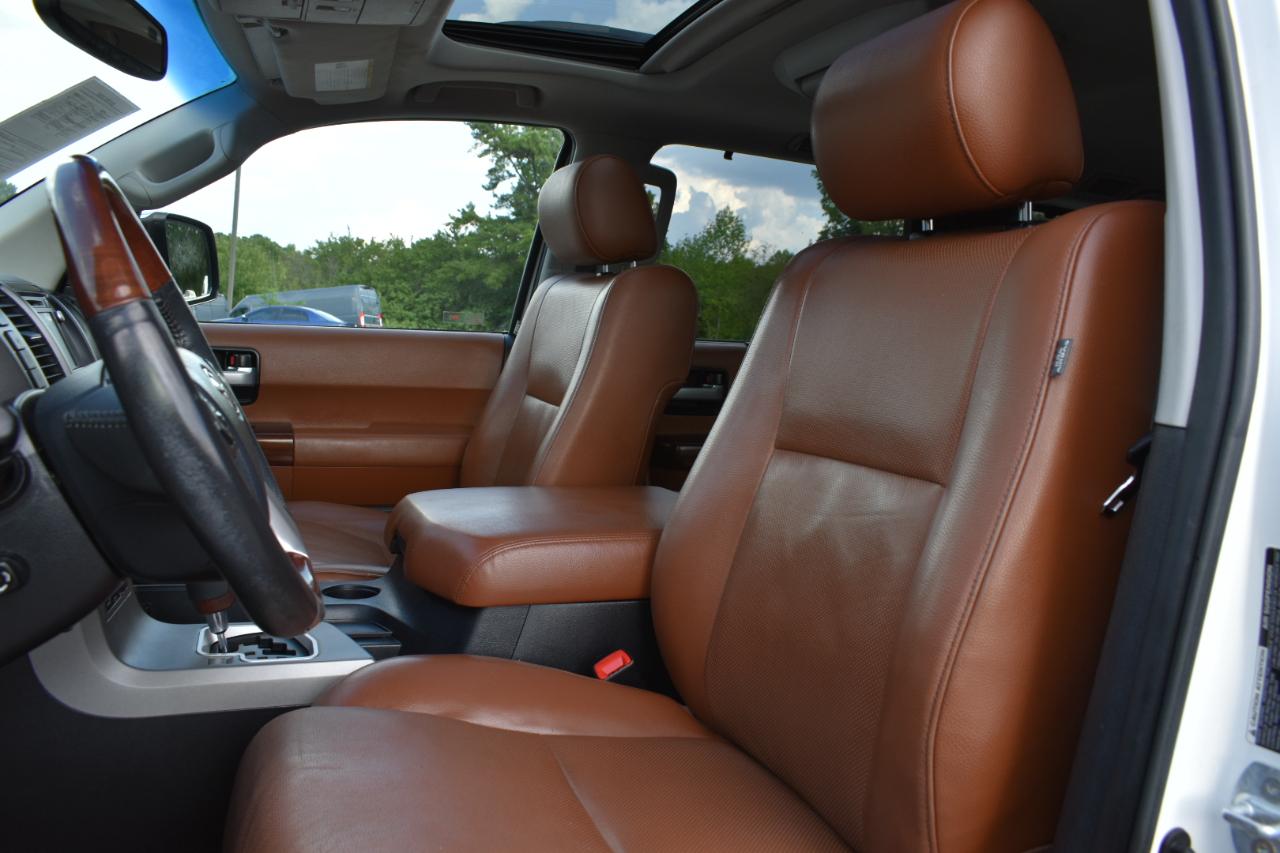 Toyota Sequoia Plantium 2WD 2017