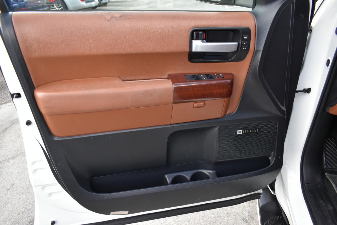 Toyota Sequoia Plantium 2WD 2017
