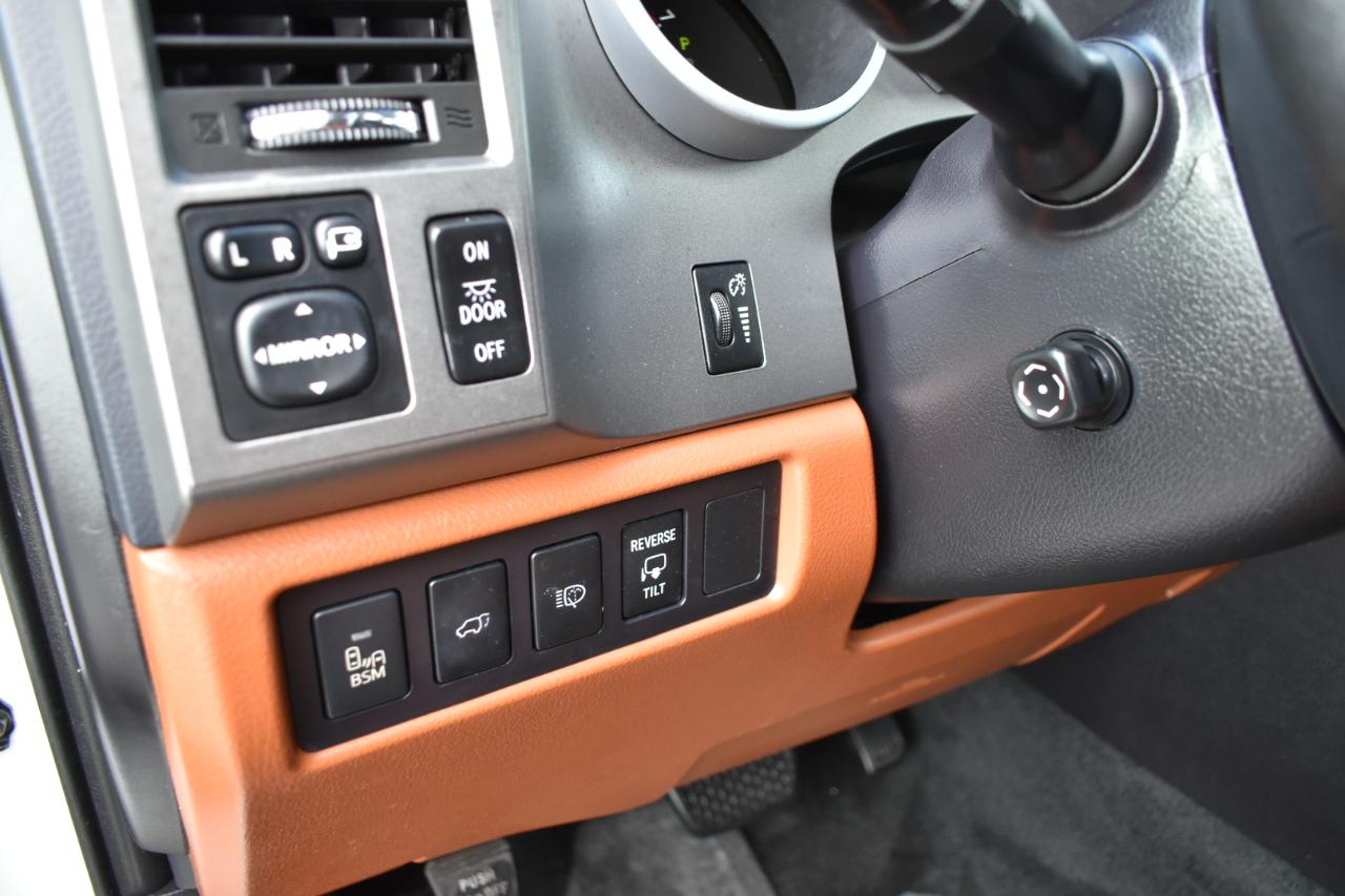 Toyota Sequoia Plantium 2WD 2017