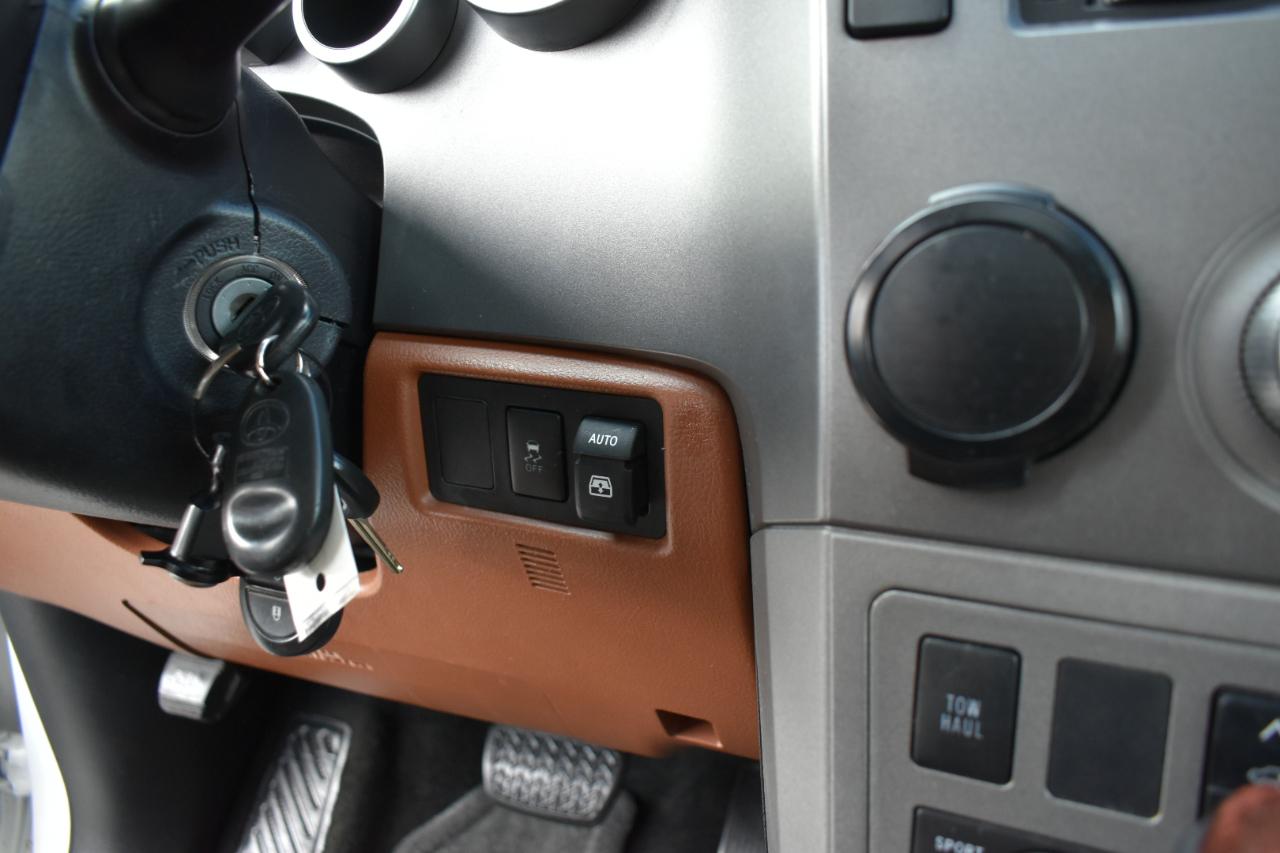 Toyota Sequoia Plantium 2WD 2017