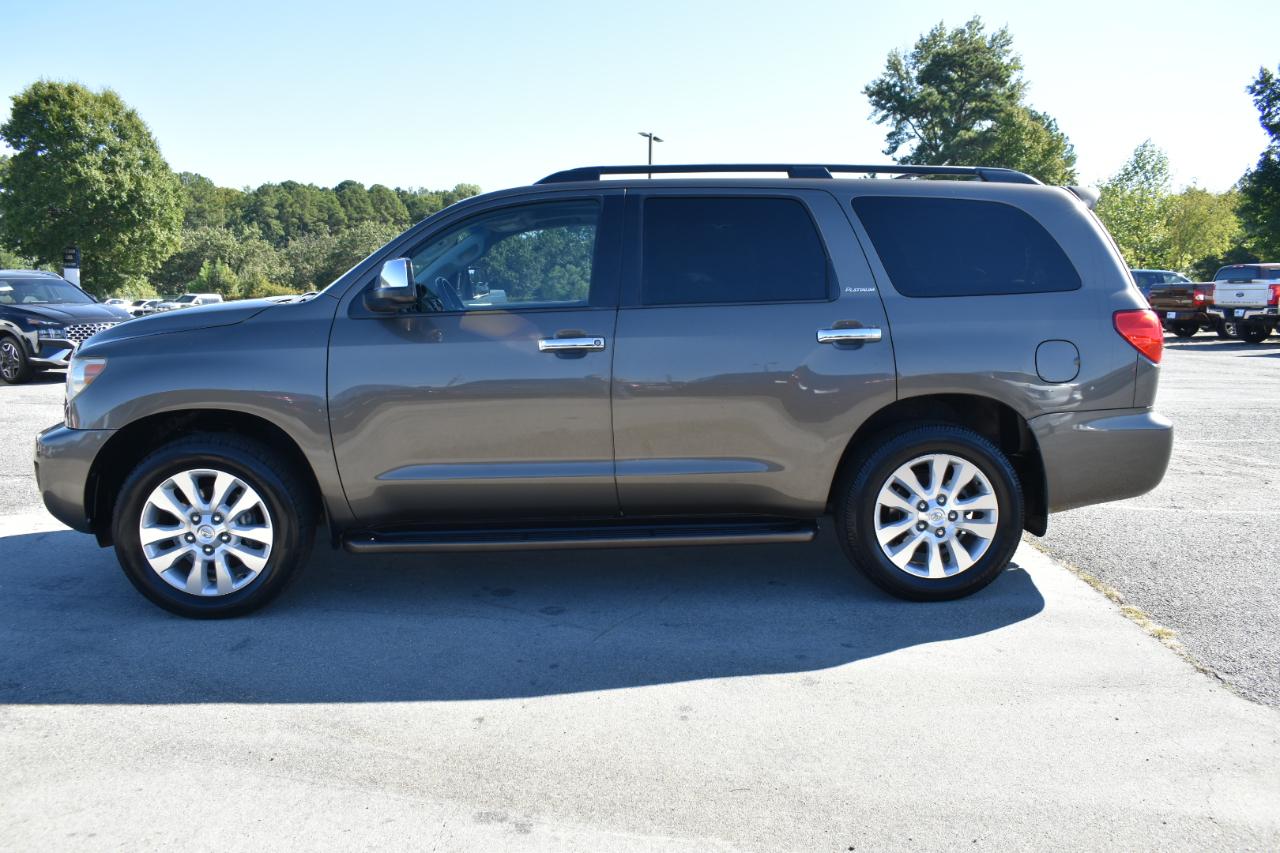 Toyota Sequoia Plantium 2WD 2014