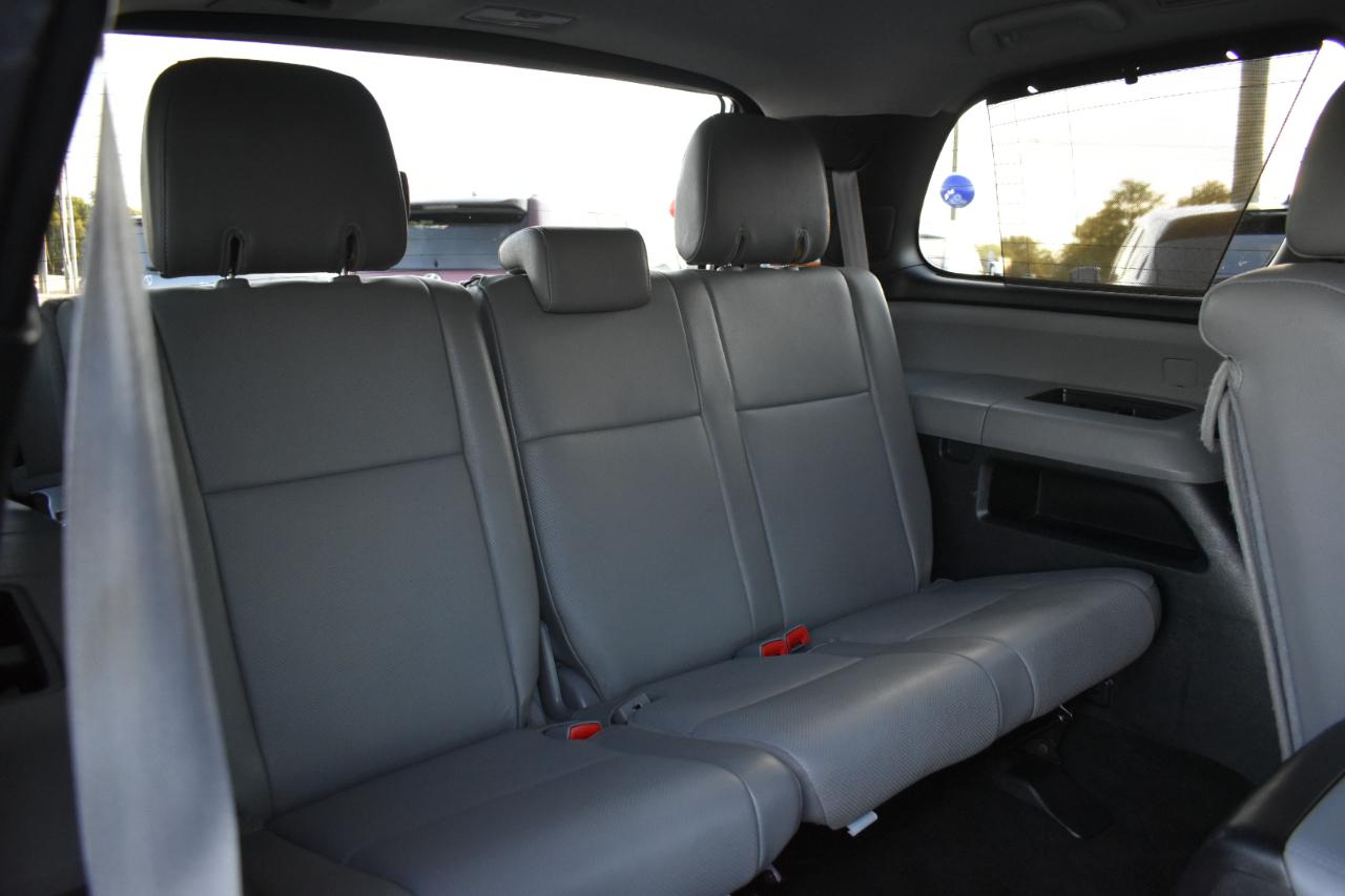 Toyota Sequoia Plantium 2WD 2014