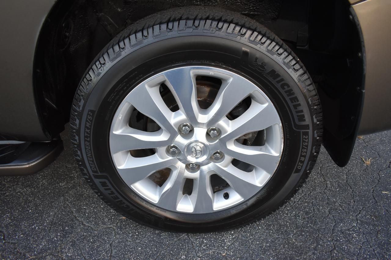 Toyota Sequoia Plantium 2WD 2014
