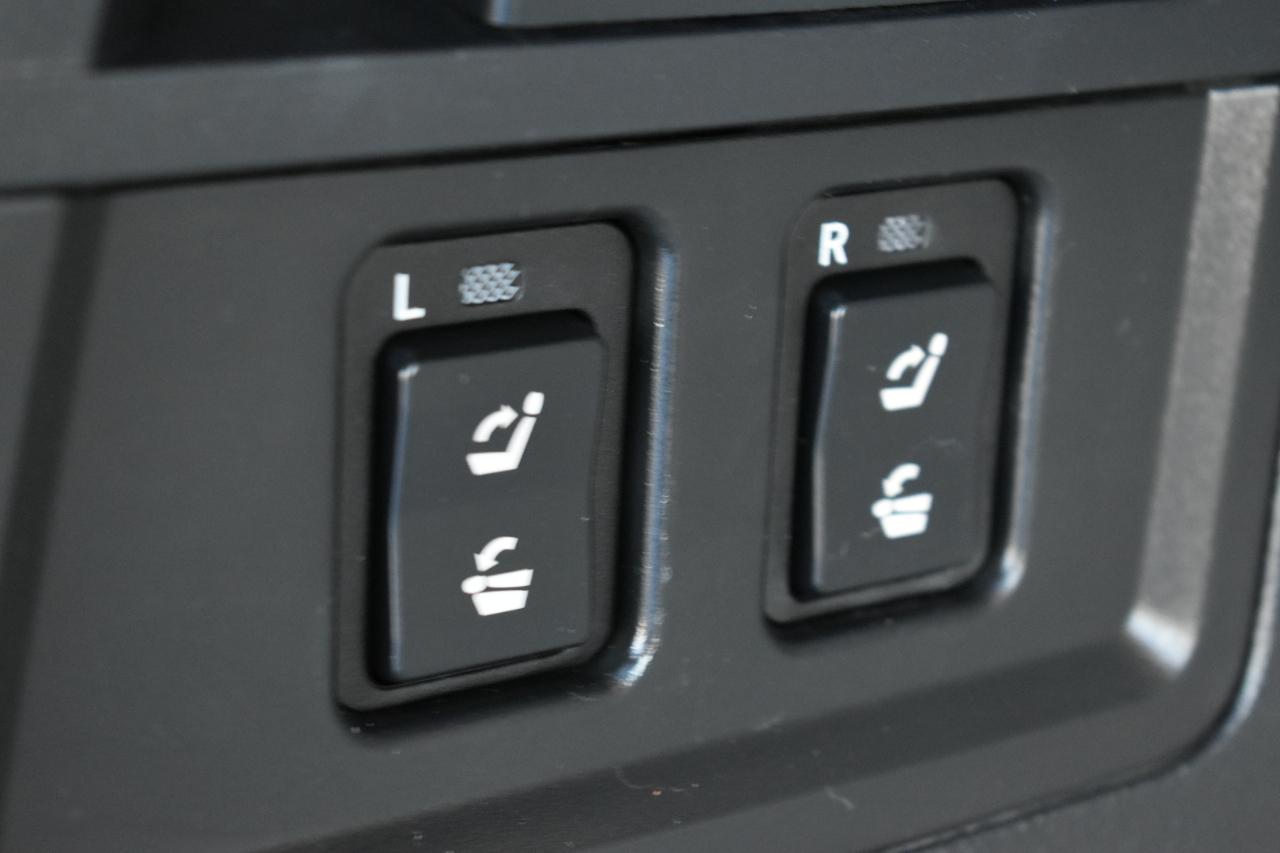 Toyota Sequoia Plantium 2WD 2014
