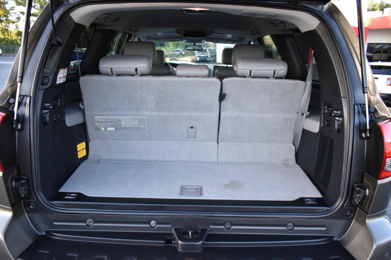 Toyota Sequoia Plantium 2WD 2014