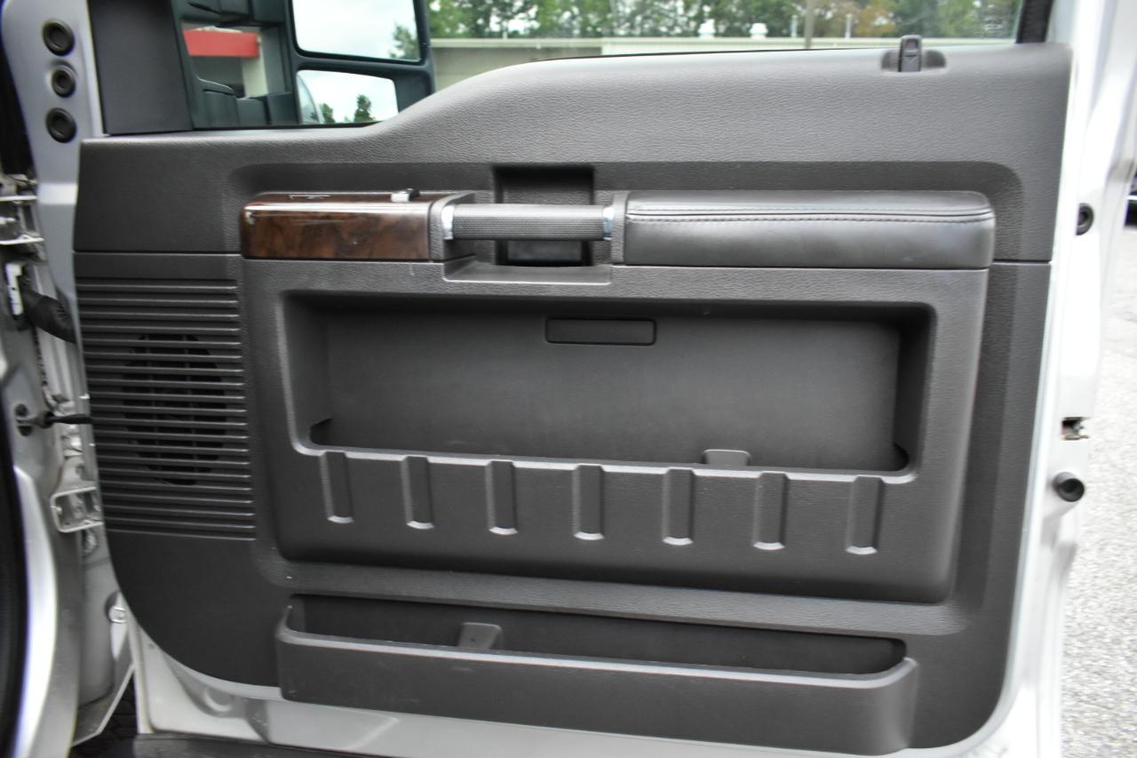 Ford F-250 SD Platinum Crew Cab 4WD 2013