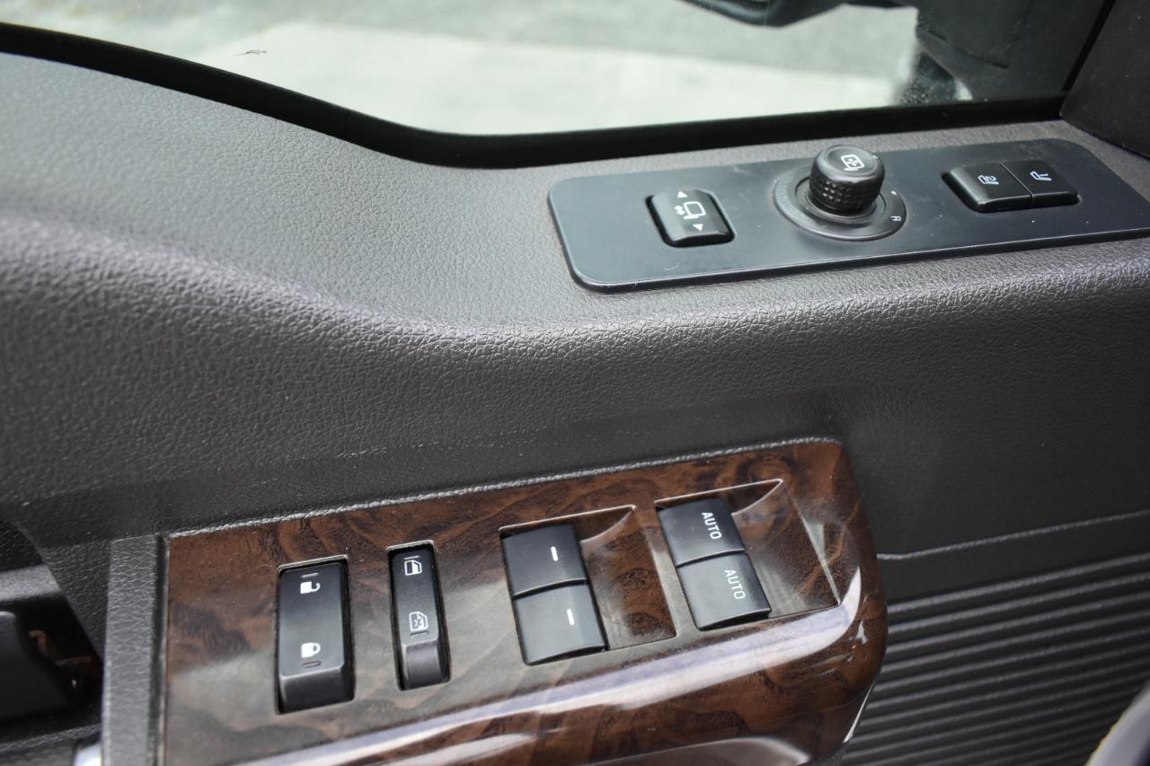 Ford F-250 SD Platinum Crew Cab 4WD 2013