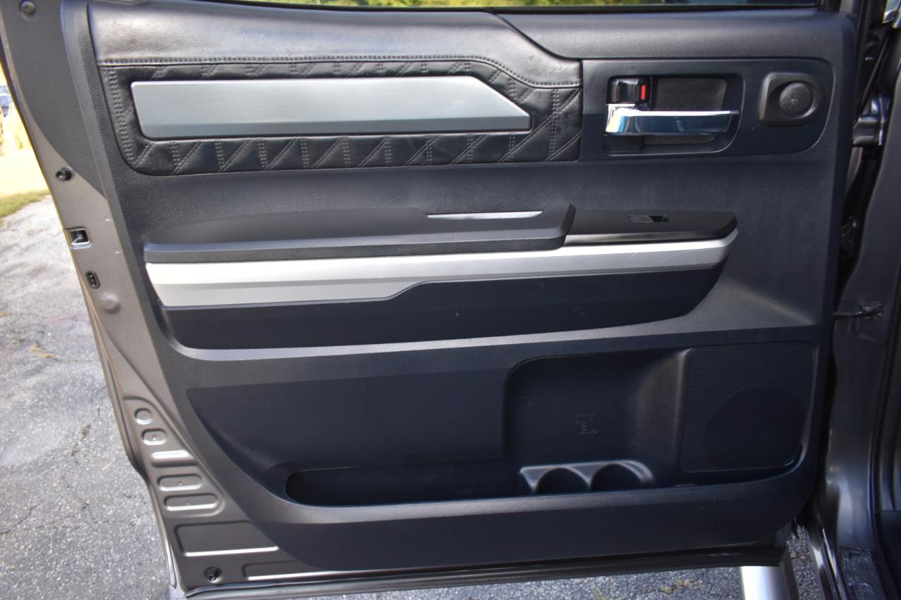 Toyota Tundra Platinum CrewMax 5.7L FFV 4WD 2014
