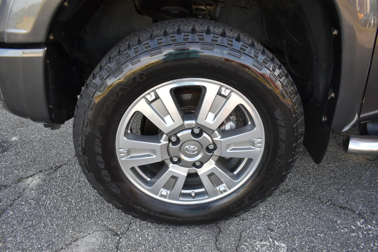 Toyota Tundra Platinum CrewMax 5.7L FFV 4WD 2014