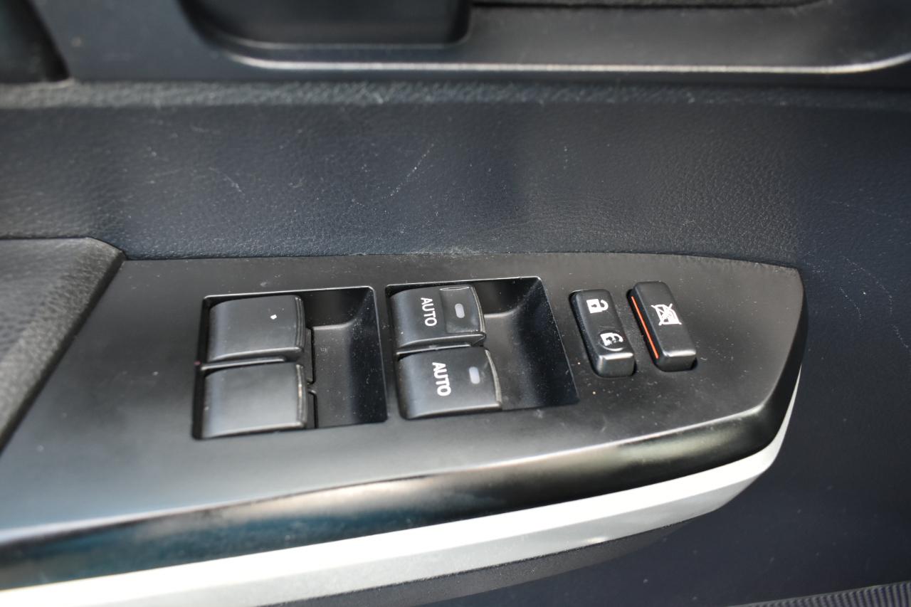 Toyota Tundra Platinum CrewMax 5.7L FFV 4WD 2014