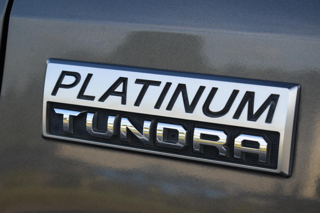 Toyota Tundra Platinum CrewMax 5.7L FFV 4WD 2014
