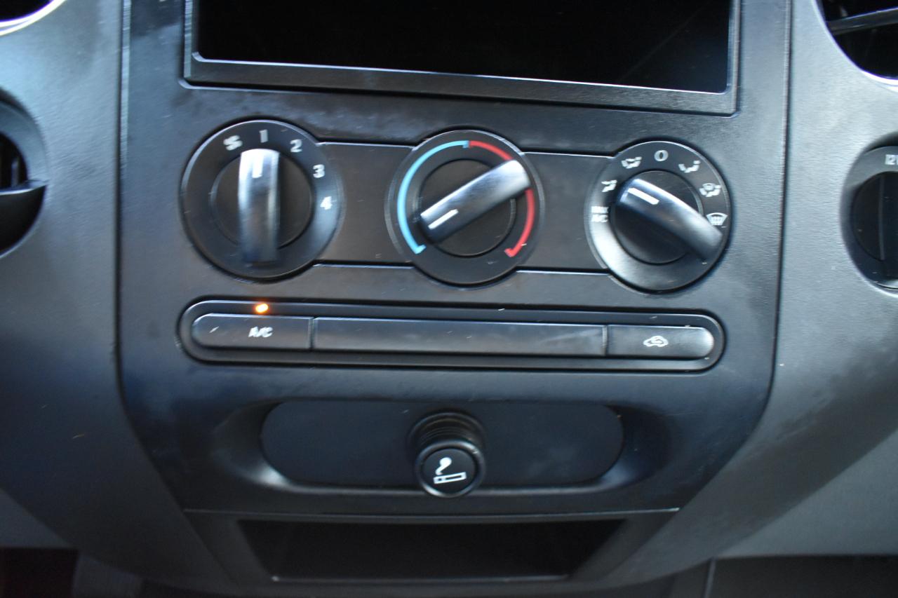 Ford F-150 XLT SuperCrew 2WD 2006