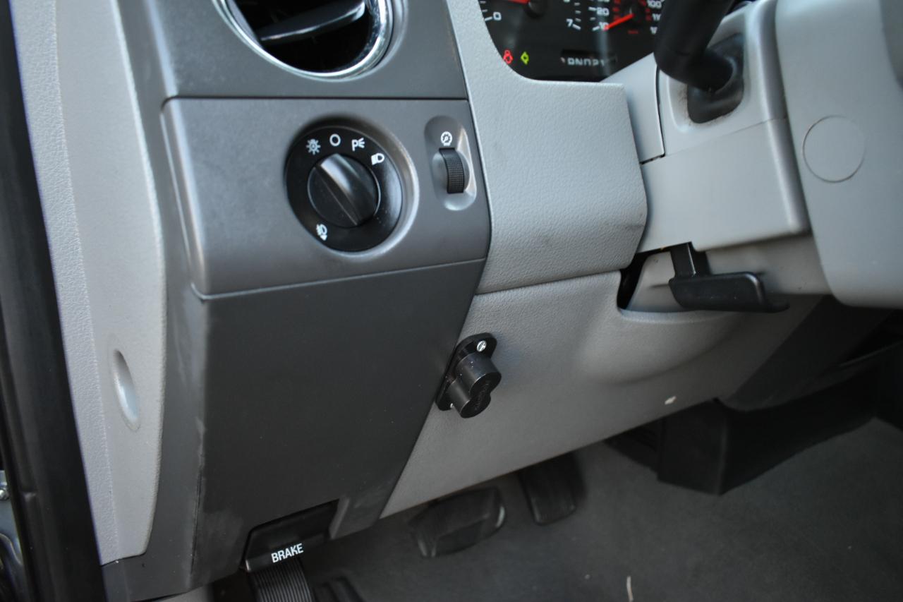 Ford F-150 XLT SuperCrew 2WD 2006