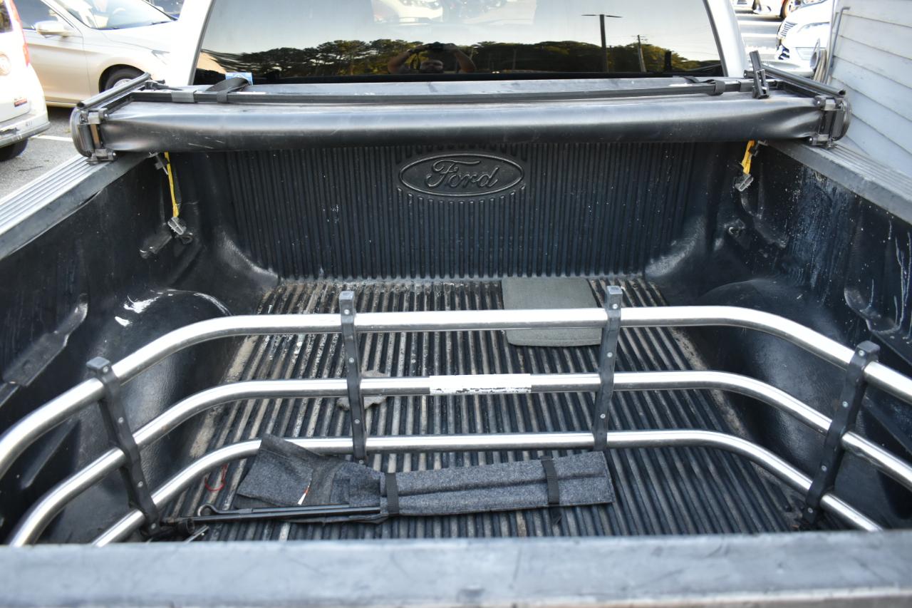 Ford F-150 XLT SuperCrew 2WD 2006