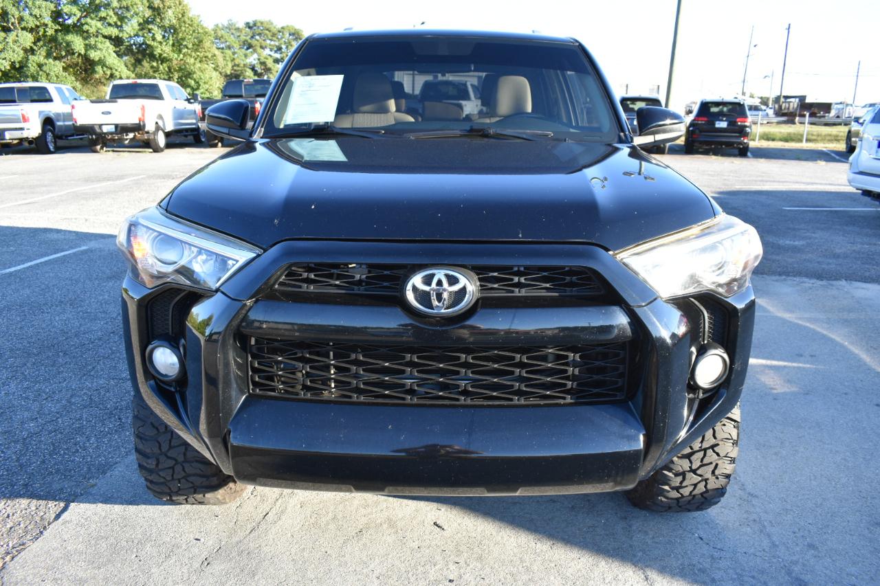 Toyota 4Runner SR5 V6 2WD 2017