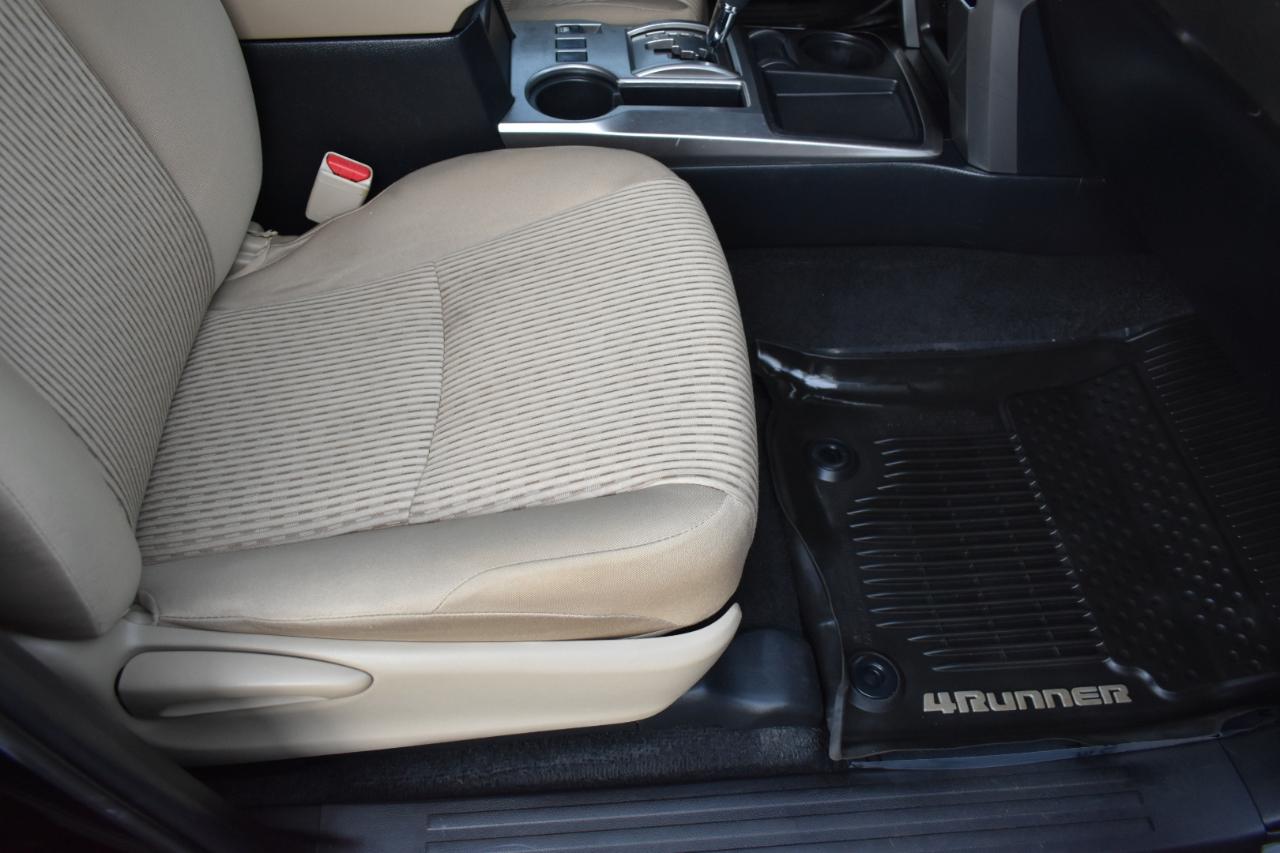 Toyota 4Runner SR5 V6 2WD 2017