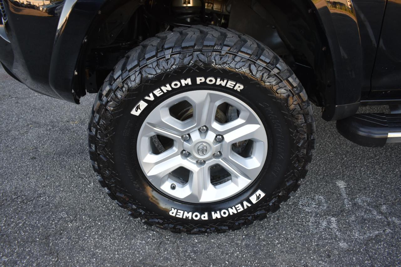 Toyota 4Runner SR5 V6 2WD 2017
