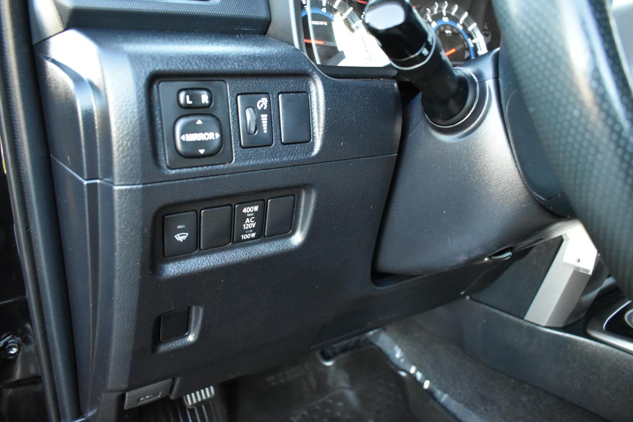 Toyota 4Runner SR5 V6 2WD 2017