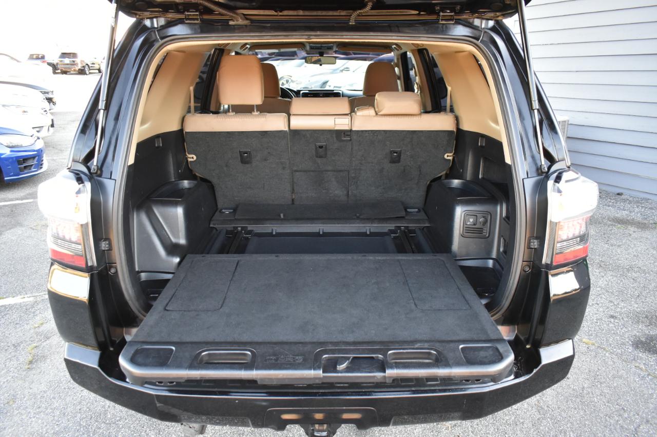 Toyota 4Runner SR5 V6 2WD 2017