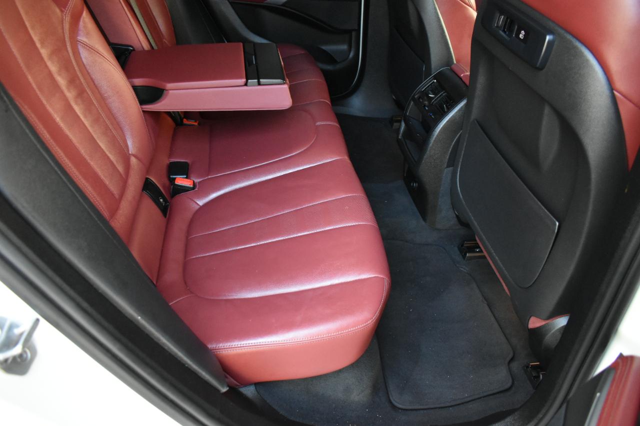 BMW X6 xDrive40i 2021