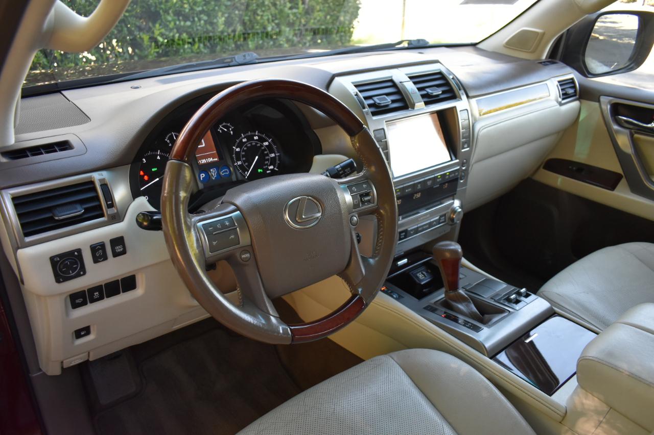 Lexus GX 460 Base 2017
