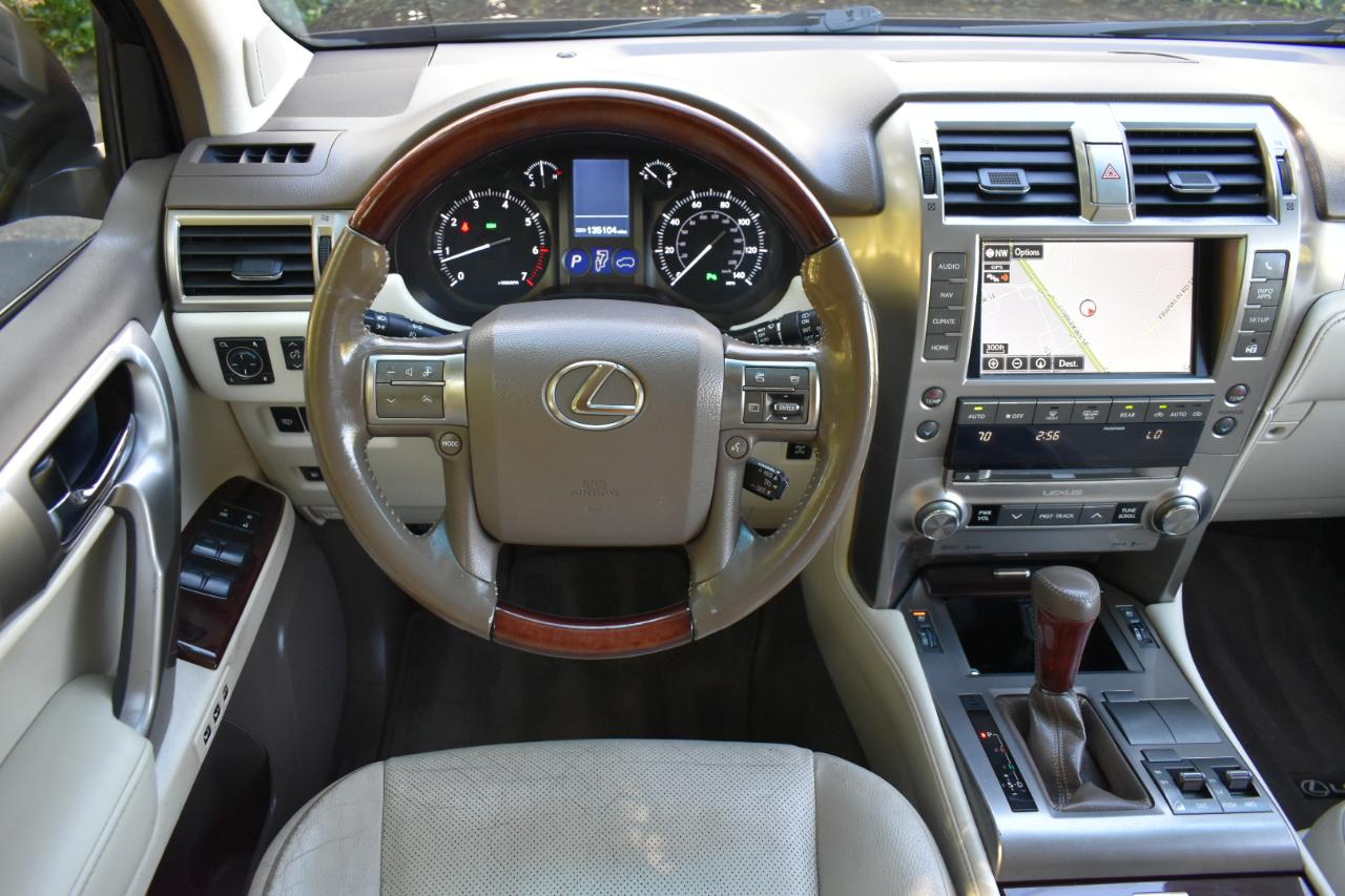 Lexus GX 460 Base 2017