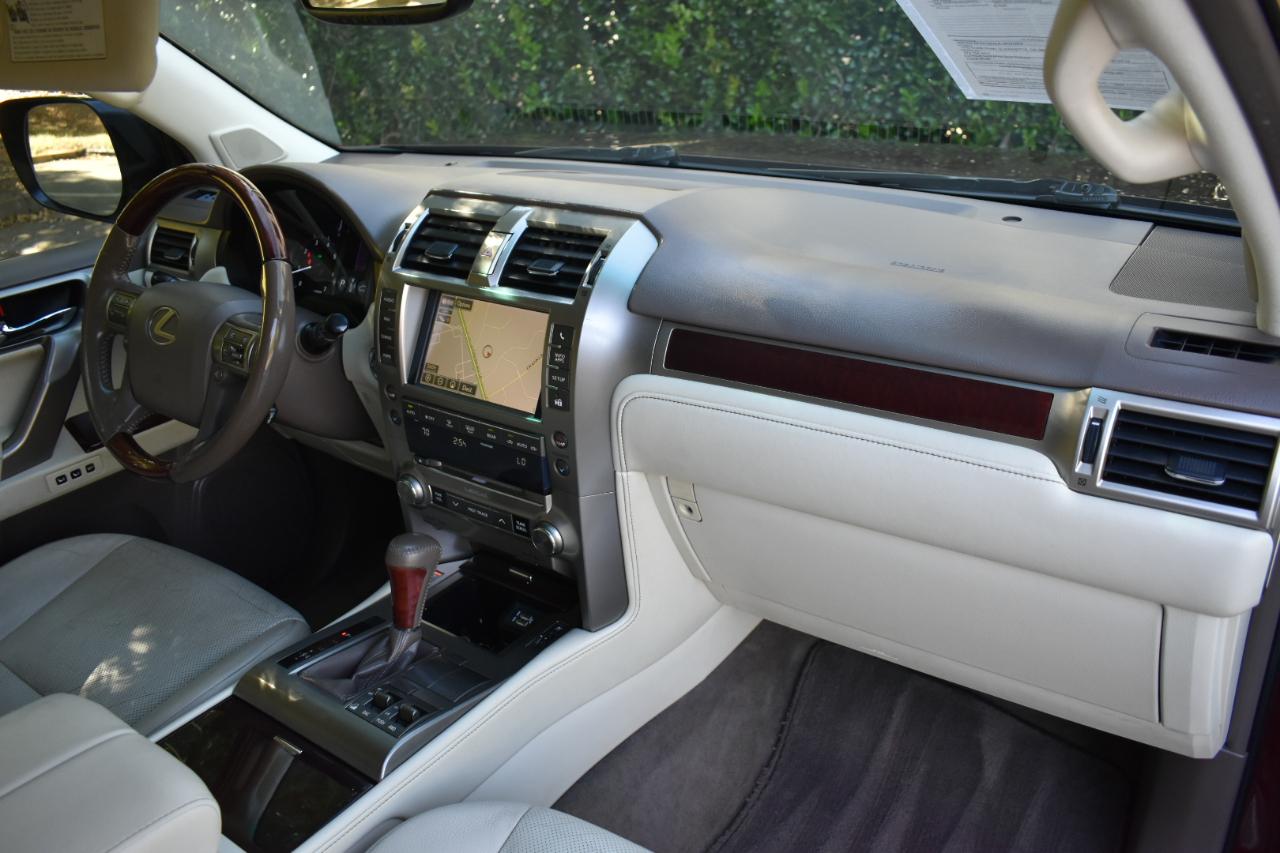 Lexus GX 460 Base 2017