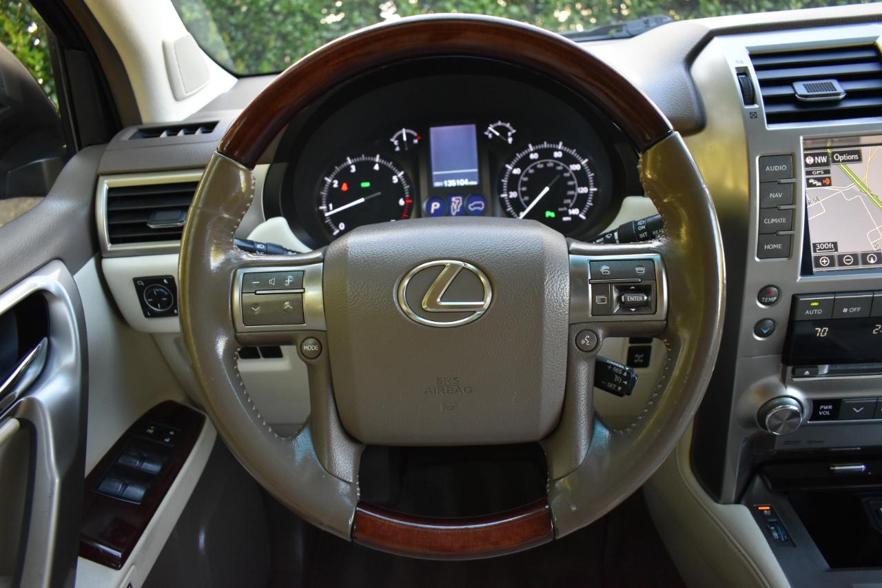 Lexus GX 460 Base 2017