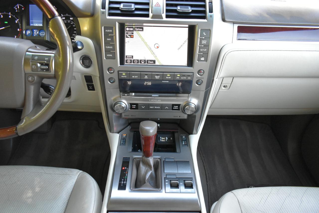 Lexus GX 460 Base 2017