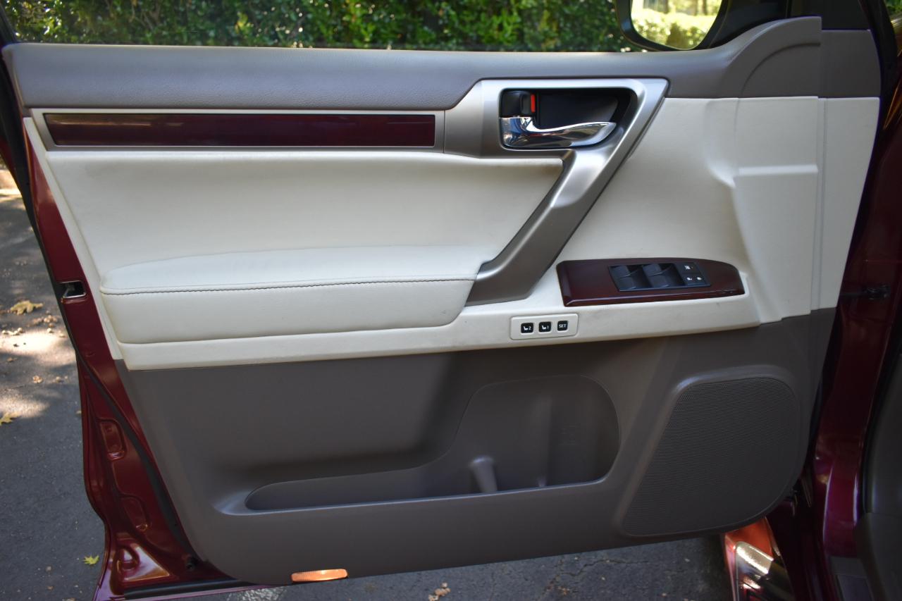 Lexus GX 460 Base 2017