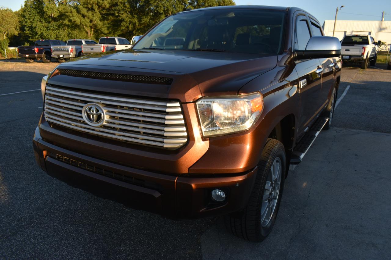 Toyota Tundra Platinum CrewMax 5.7L FFV 2WD 2016