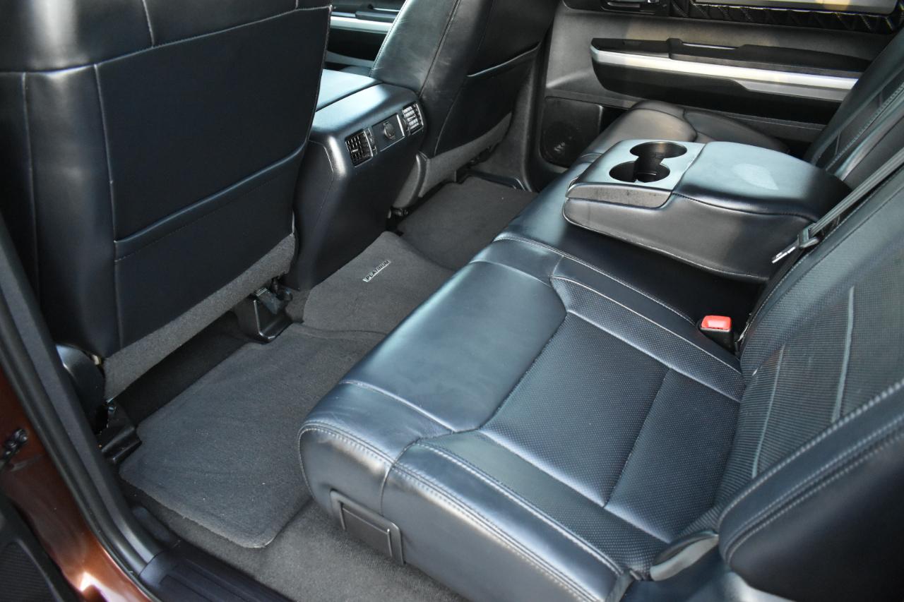 Toyota Tundra Platinum CrewMax 5.7L FFV 2WD 2016